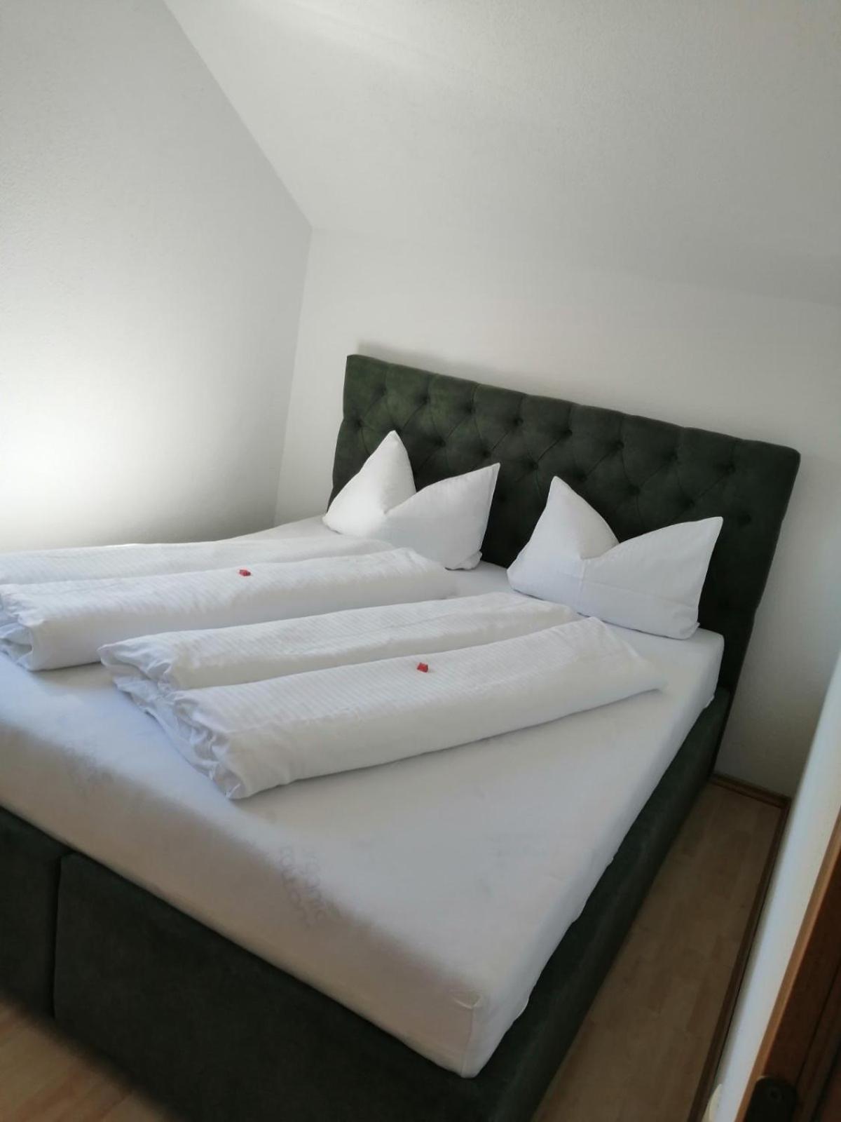 Romantic Lodge بانيا لوكا المظهر الخارجي الصورة